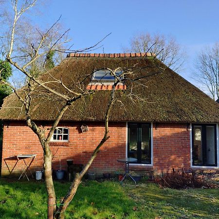 Bed and Breakfast It Lytshus Ureterp Exterior foto